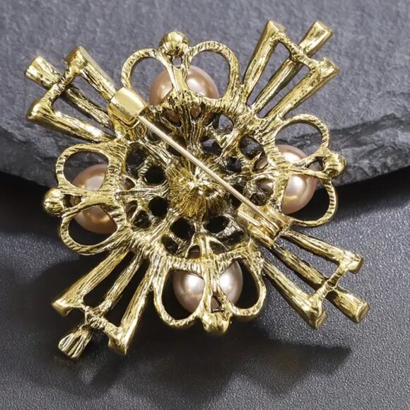 🌺 🌺 🌺Elegant Vintage Style Classic Women's Brooch - Picture 3 of 5